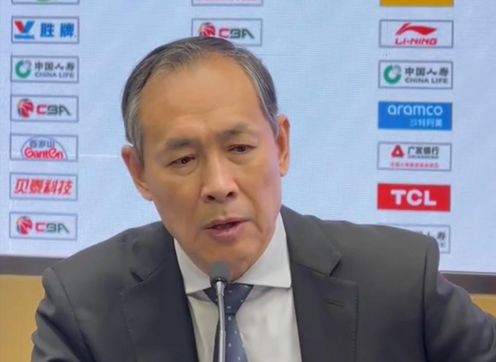 乐鱼体育官方网站-许利民：比赛没赢但大家精神面貌都在；今晚主要输在没防住古德温