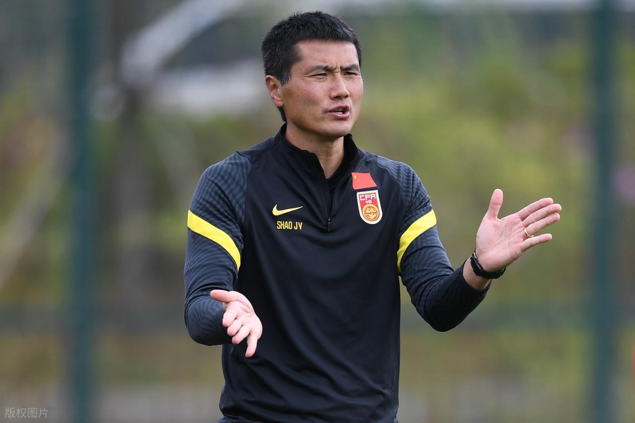 乐鱼体育官方入口-2-0！3-0！中国男足双喜临门，U23和国足都赢了，邵佳一大获全胜